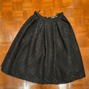 Karl Lagerfeld lace puffy skirt Size 6